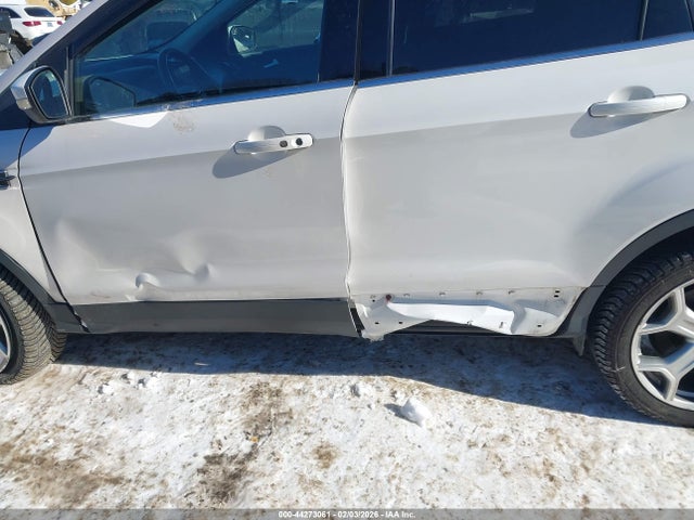 1FMCU9JD1HUA44676 Ford Escape Titanium