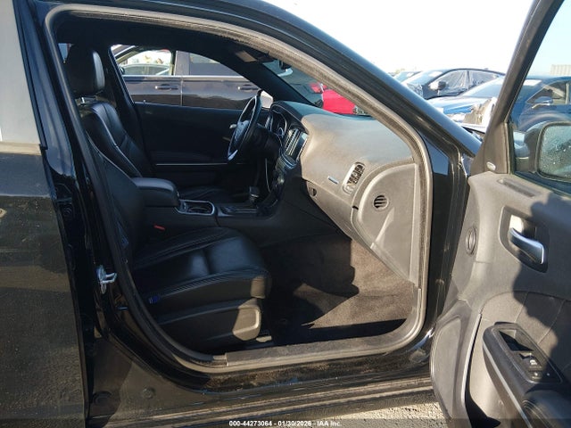 2C3CDXHG2GH169328 Dodge Charger Sxt