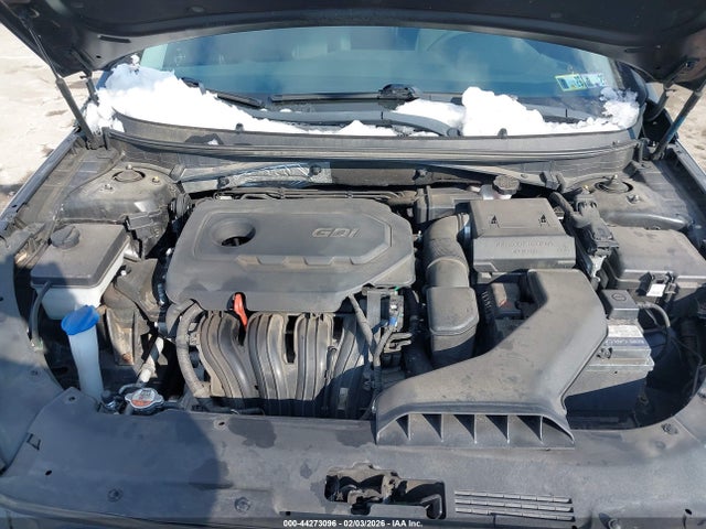 5NPE24AF7JH605051 Hyundai SONATA SE