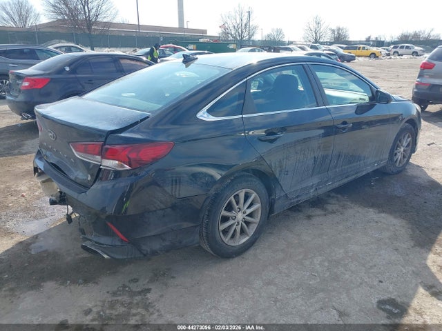 5NPE24AF7JH605051 Hyundai SONATA SE