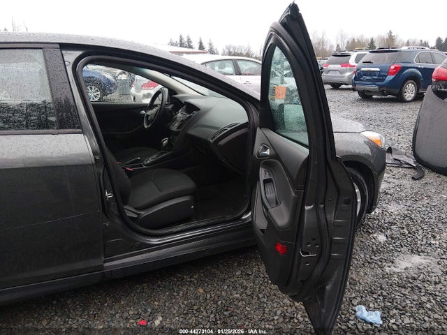1FADP3F29GL348286 Ford FOCUS SE