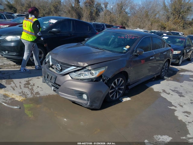 1N4AL3AP8HC170177 Nissan Altima 2.5 Sv