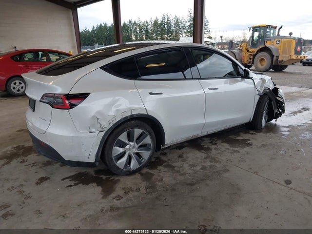 2021 TESLA MODEL Y 5YJYGDEE9MF067875 Photo 3