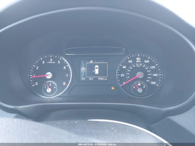5XYPGDA37HG282153 KIA Sorento 2.4l Lx