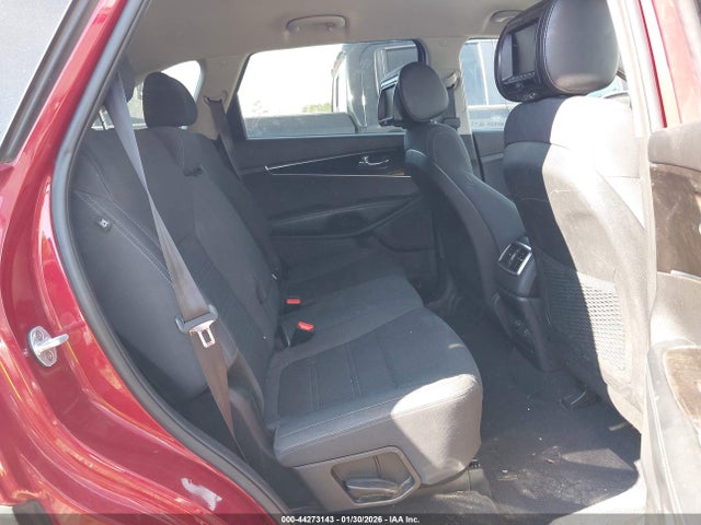 5XYPGDA37HG282153 KIA Sorento 2.4l Lx
