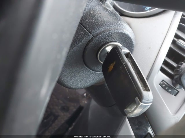 1G1PA5SG5E7186984 Chevrolet Cruze Ls Auto