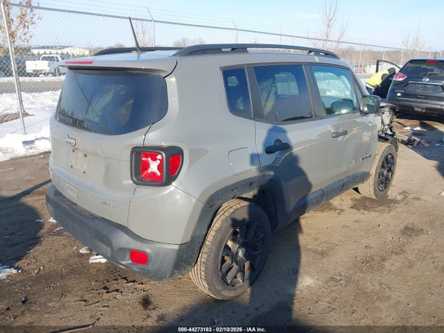 2020 JEEP RENEGADE ZACNJBAB3LPL32654 Photo 3
