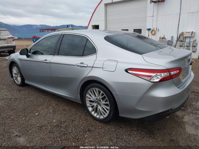 2018 TOYOTA CAMRY HYBRID 4T1B21HK3JU504868 Photo 2
