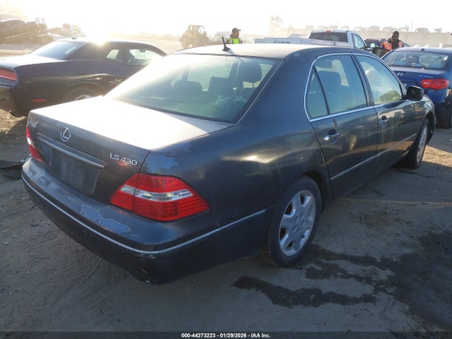 2005 LEXUS LS 430 JTHBN36FX50180889 Photo 3