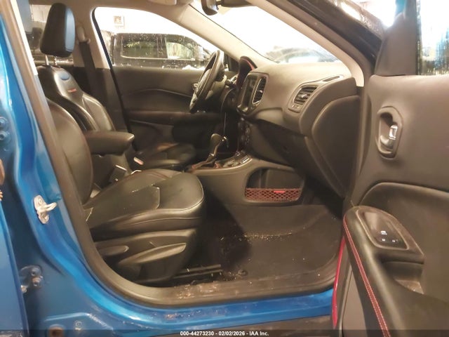 44273230 :رقم المزاد ، 3C4NJDDB3KT763190 vin ، 2019 Jeep Compass Trailhawk 4x4 مزاد بيع