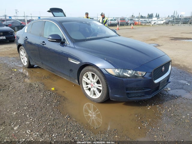 2017 JAGUAR XE SAJAD4BN9HA968095