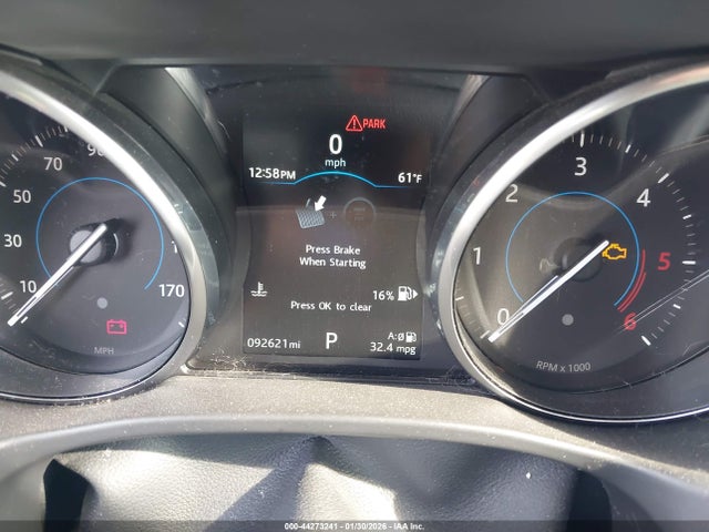 2017 JAGUAR XE SAJAD4BN9HA968095 Photo 6