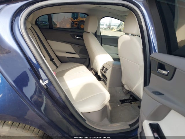 2017 JAGUAR XE SAJAD4BN9HA968095 Photo 7