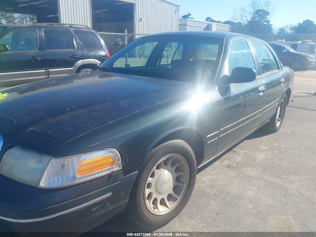 1999 FORD CROWN VICTORIA 2FAFP74W3XX192755 Photo 5