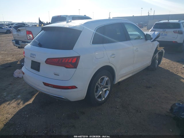 Продаж на аукціоні авто 2018 Audi Q5 2.0t Premium/2.0t Tech Premium, vin: WA1BNAFY0J2139249, номер лоту: 44273319