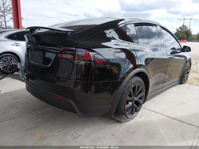 44273321 :رقم المزاد ، 7SAXCDE58PF371195 vin ، 2023 Tesla Model X Dual Motor All-wheel Drive/standard Range مزاد بيع