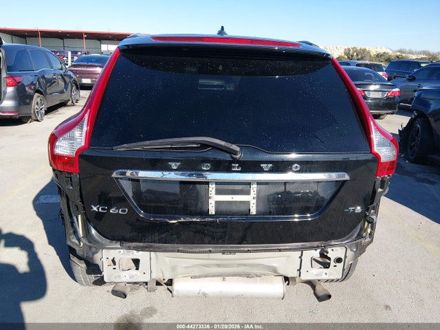 YV449MDD8F2624585 Volvo Xc60 T6 Platinum