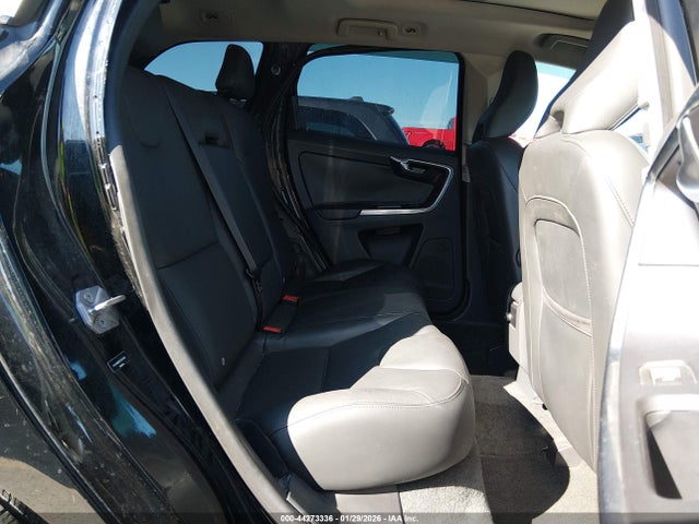 YV449MDD8F2624585 Volvo Xc60 T6 Platinum
