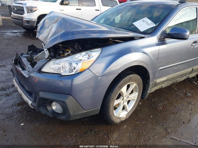 Subaru Outback 2.5i Limited 2014 4S4BRBLC7E3298726 Image 16
