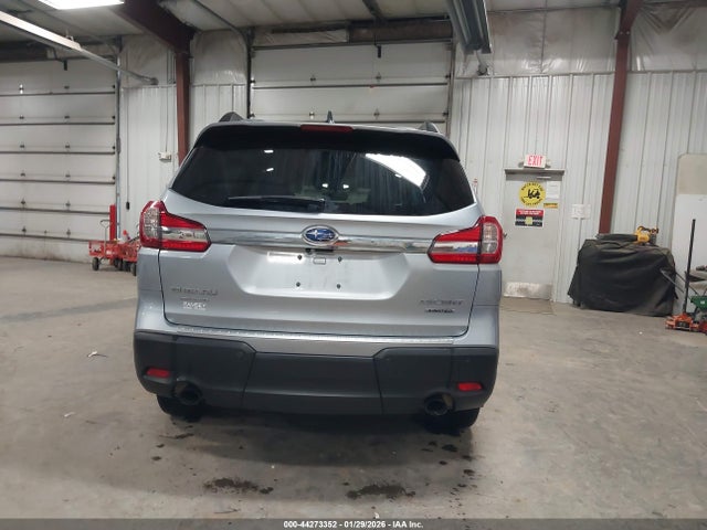 44273352 :رقم المزاد ، 4S4WMAPD9M3411877 vin ، 2021 Subaru Ascent Limited مزاد بيع