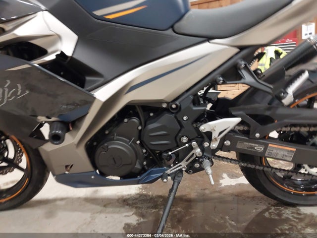 Kawasaki EX400 2023 JKAEXKH13PDAP7018 Image 9