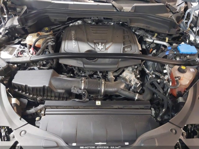 2023 MASERATI GRECALE ZN682AVA8P7434168 Photo 9