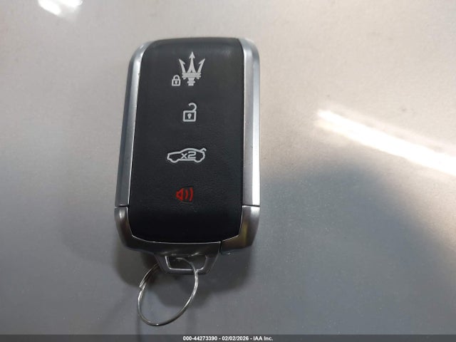 2023 MASERATI GRECALE ZN682AVA8P7434168 Photo 10