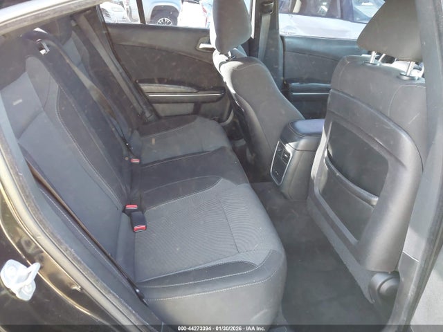 44273394 :رقم المزاد ، 2C3CDXHG6GH332644 vin ، 2016 Dodge Charger Sxt مزاد بيع