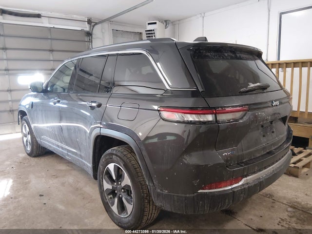 2023 JEEP GRAND CHEROKEE 4XE 1C4RJYB63PC650065 Photo 2