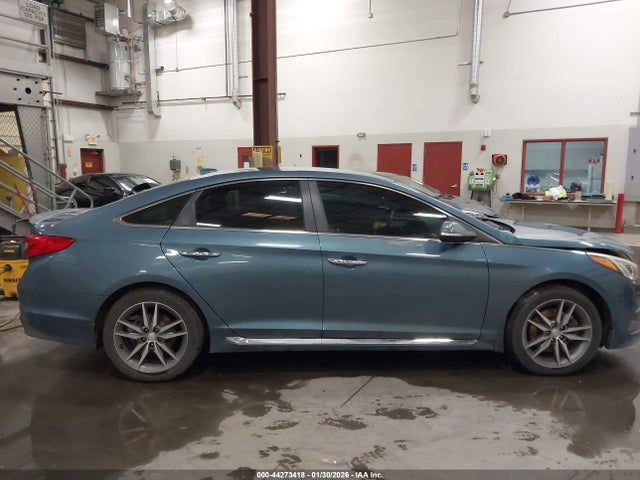 Hyundai Sonata Sport 2.0t 2015 5NPE34AB8FH190887 Image 14