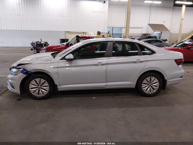 3VWN57BU8KM118987 Volkswagen Jetta 1.4t S