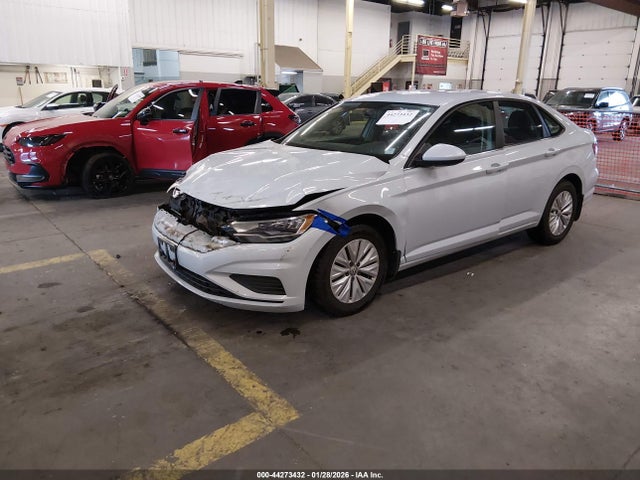 3VWN57BU8KM118987 Volkswagen Jetta 1.4t S