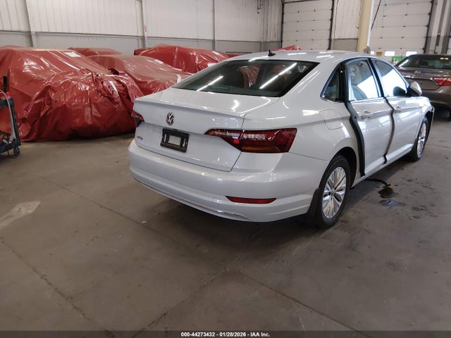 3VWN57BU8KM118987 Volkswagen Jetta 1.4t S