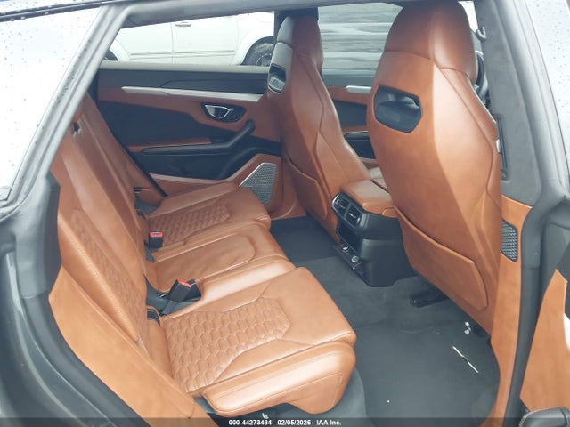 2019 LAMBORGHINI URUS ZPBUA1ZL3KLA00926 Photo 7