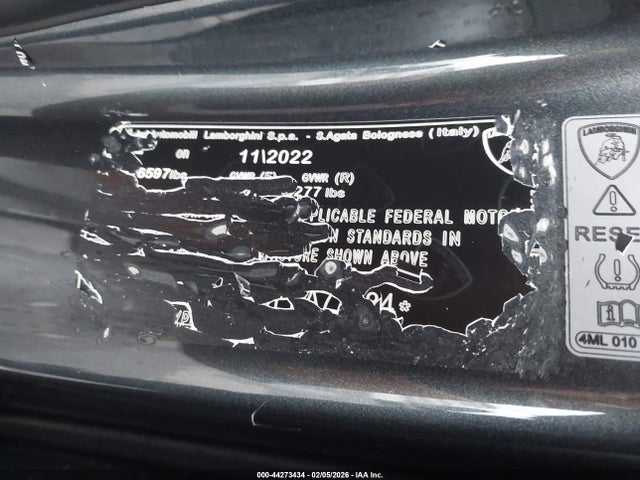 2019 LAMBORGHINI URUS ZPBUA1ZL3KLA00926 Photo 8