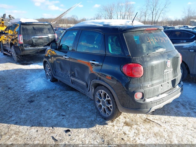 2014 FIAT 500L ZFBCFADH6EZ008014 Photo 2