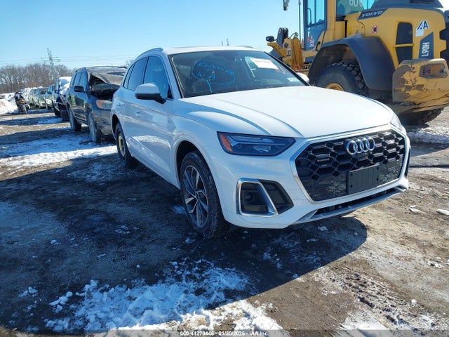 2023 Audi Q5 Premium Plus 45 Tfsi S Line Quattro მანქანა იყიდება აუქციონზე, vin: WA1EAAFY2P2142168, აუქციონის ნომერი: 44273446