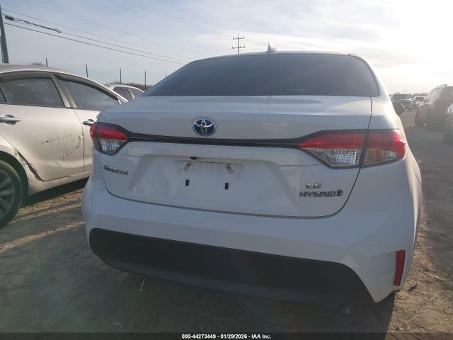 Toyota Corolla Hybrid Le 2024 JTDBCMFE0R3038446 Image 17