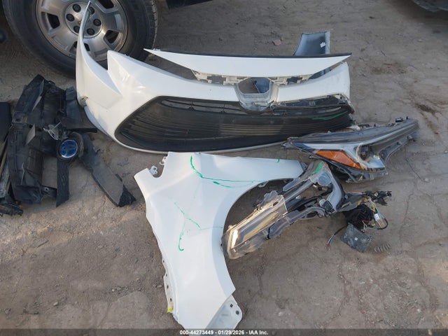 Toyota Corolla Hybrid Le 2024 JTDBCMFE0R3038446 Image 12