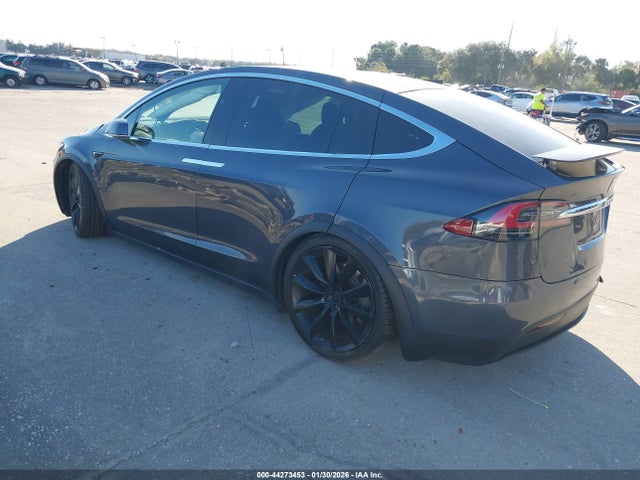 2020 TESLA MODEL X 5YJXCAE26LF299439 Photo 2