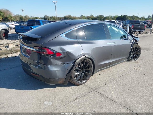 2020 TESLA MODEL X 5YJXCAE26LF299439 Photo 3