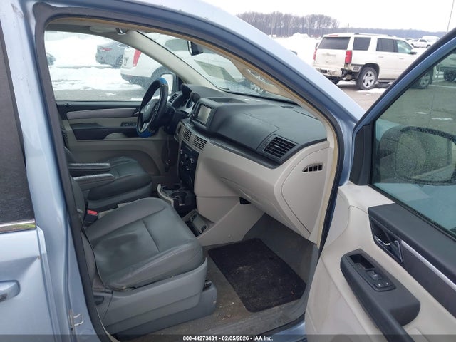 44273491 :رقم المزاد ، 2C4RVABG6CR307000 vin ، 2012 Volkswagen Routan Se مزاد بيع