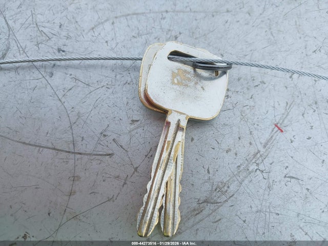 2001 TOYOTA CAMRY JT2BG28K210540594 Photo 10