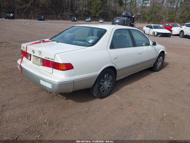 2001 TOYOTA CAMRY JT2BG28K210540594 Photo 3