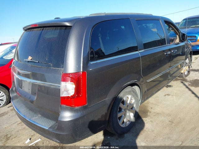 2016 CHRYSLER TOWN & COUNTRY 2C4RC1BGXGR186094 Photo 3