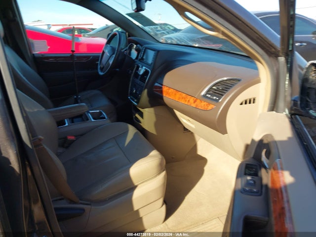 2016 CHRYSLER TOWN & COUNTRY 2C4RC1BGXGR186094 Photo 4