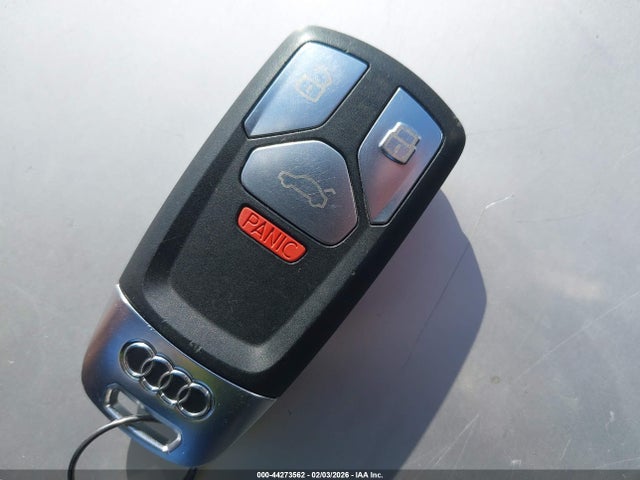 2017 AUDI A4 WAUANAF46HN056588 Photo 10