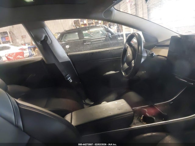 2018 Tesla Model 3 Long Range/performance მანქანა იყიდება აუქციონზე, vin: 5YJ3E1EB1JF054621, აუქციონის ნომერი: 44273587