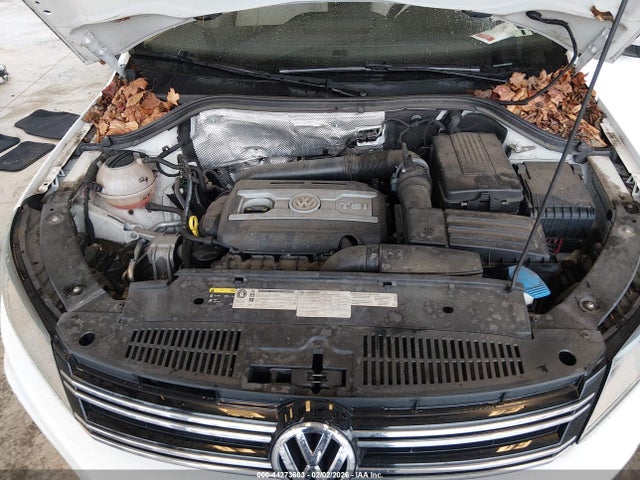 WVGAV7AX9HK035562 Volkswagen Tiguan 2.0t/2.0t S