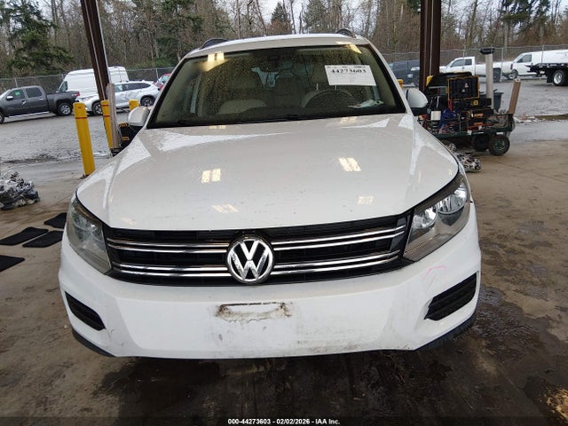 WVGAV7AX9HK035562 Volkswagen Tiguan 2.0t/2.0t S
